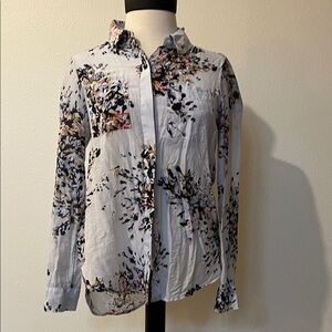 White House black market Floral Button-Up silk blend Shirt, women’s size 2